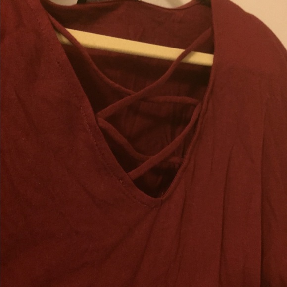 Maroon crop top - Picture 2 of 4